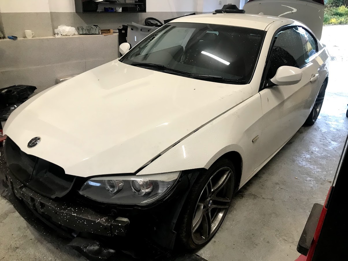 BMW E92 Naprawa przodu, przekładka